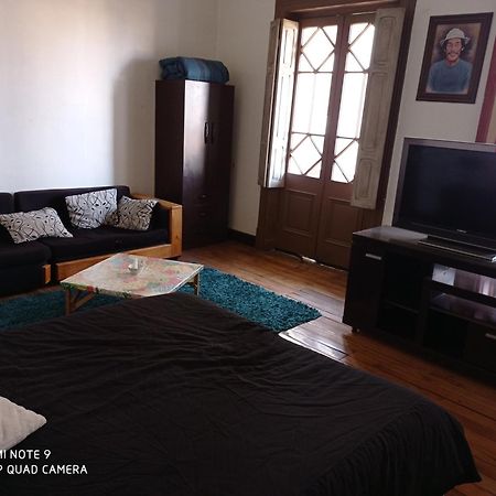Hostal Irreal Σαντιάγκο Εξωτερικό φωτογραφία